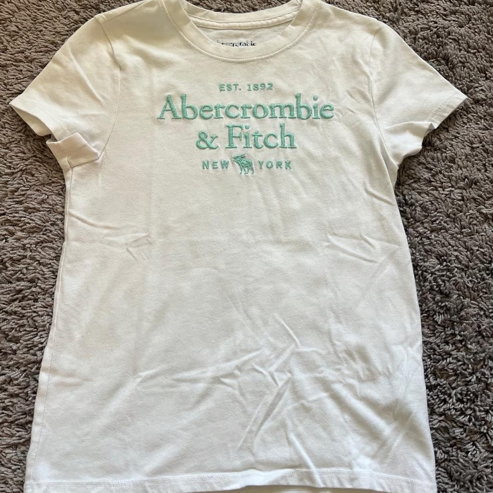 abercrombie & fitch Kids White Tee (size 7/8)